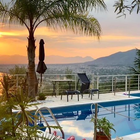 Marine'S Lux Villa:Golden Sunset Kalamata Exterior foto