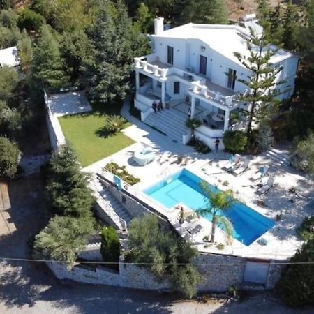 Marine'S Lux Villa:Golden Sunset Kalamata Exterior foto